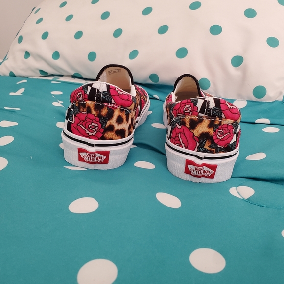 Vans Floral Animal Slip Ons - Picture 3 of 4
